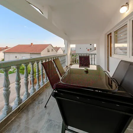 The Third Floor Appartement *